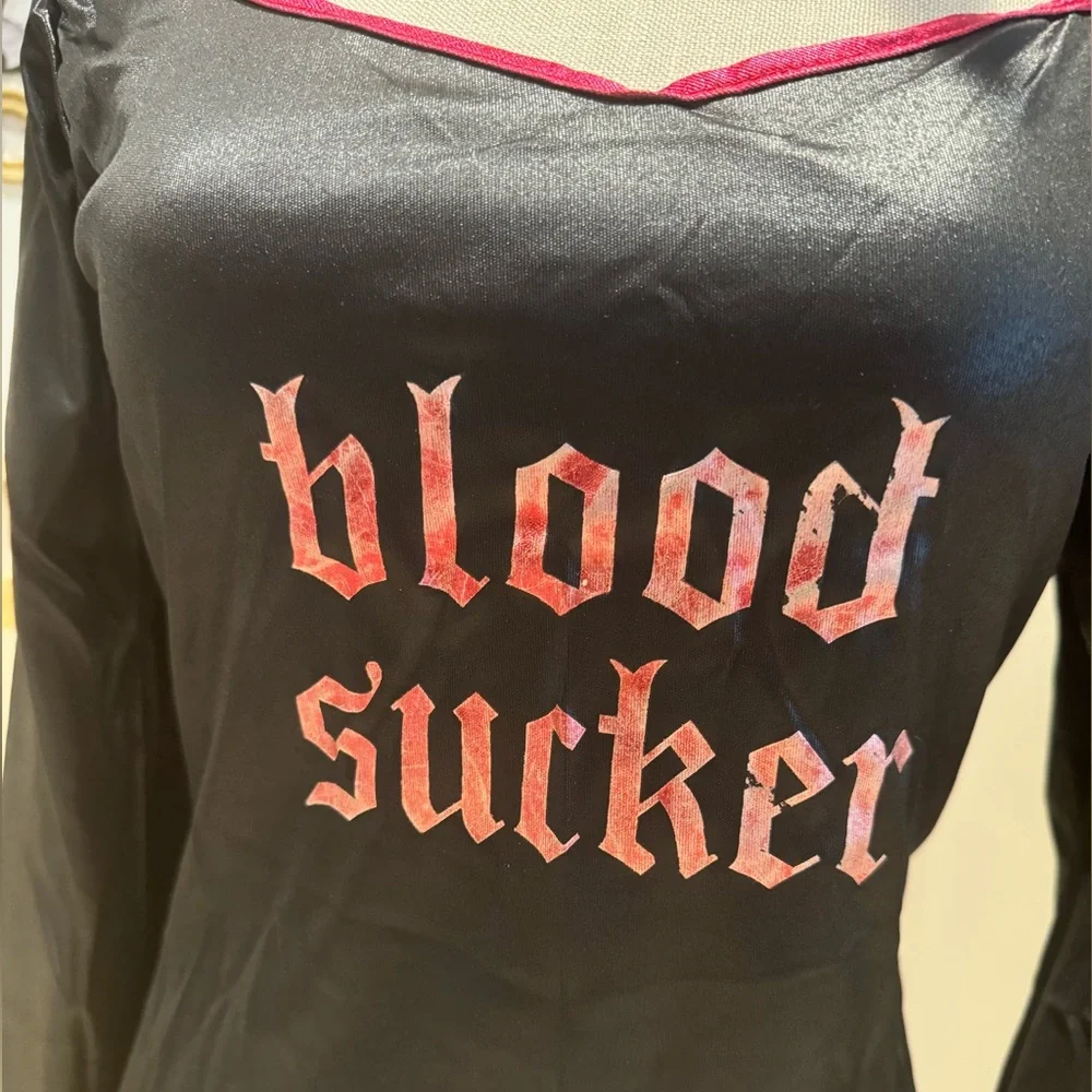 BLOOD SUCKER Vampire 2 Piece Costume